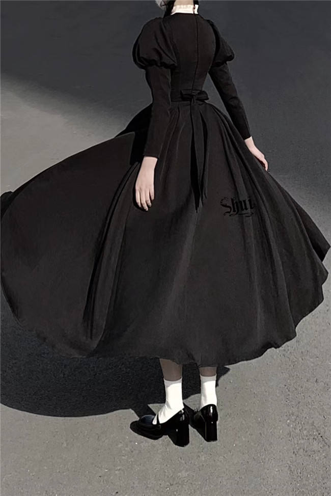 The Muppet Occupied Book Black Long Sleeves Classic Lolita Dress