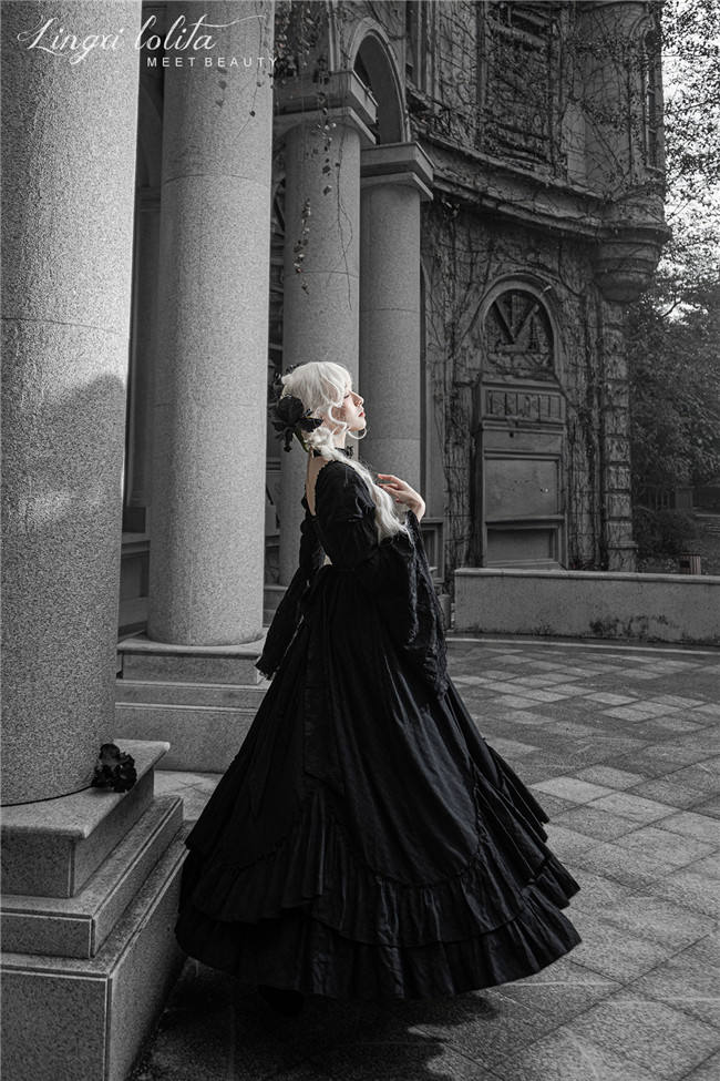 LingXi Black Iris Embroidery Gothic Lolita Dress, Lace Cape, Overskirt and Necklace