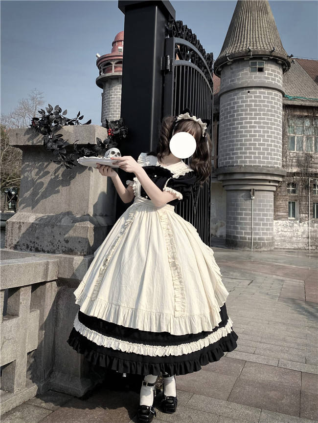 Earl's Young Servant Maid Lolita Dress and Apron