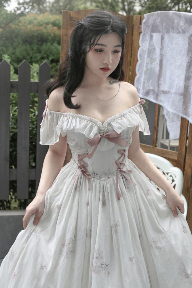 Little Rose Plus Size Lolita Dress and Hat