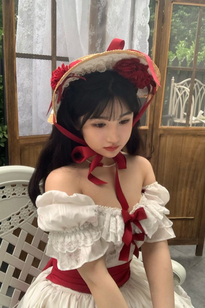 Little Rose Plus Size Lolita Dress and Hat