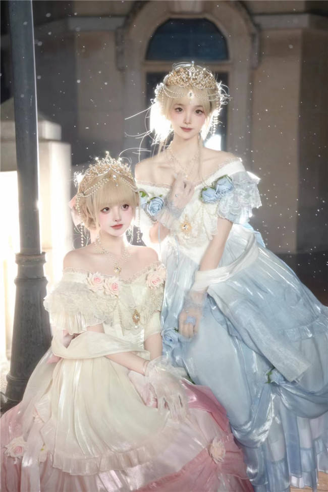 Meowing and Fruity Tana Manor Ombre Vintage Lolita Wedding Dress