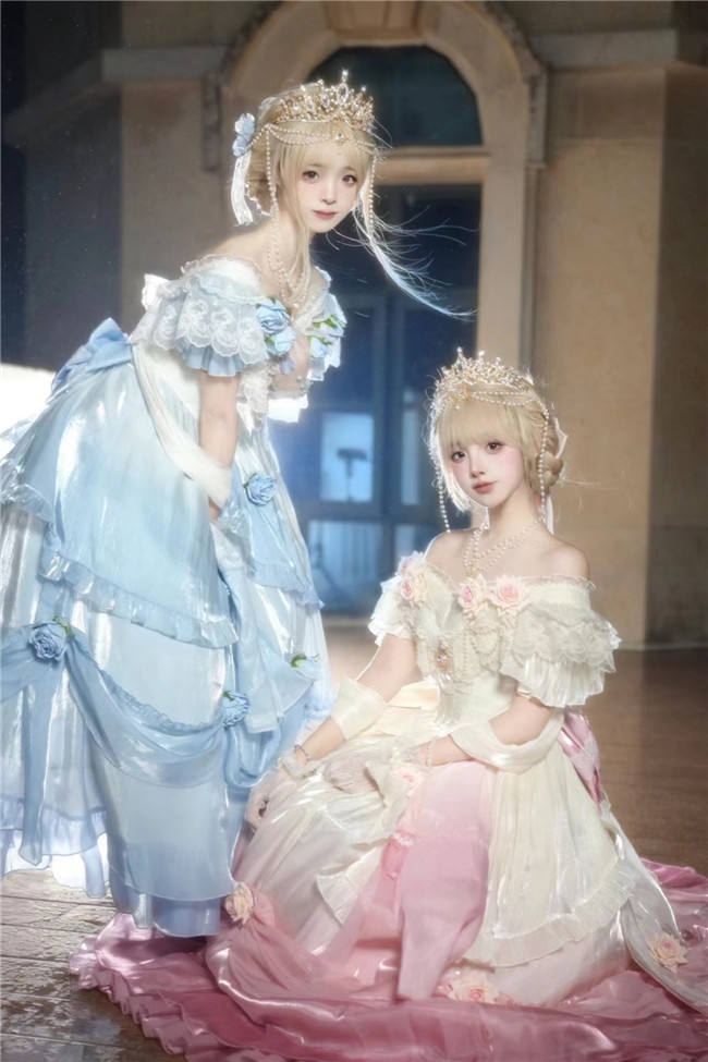 Meowing and Fruity Tana Manor Ombre Vintage Lolita Wedding Dress
