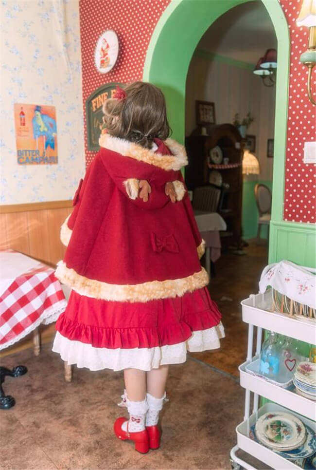 Winter Deer Lolita Cape Wine and White
