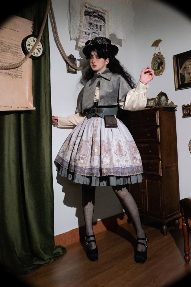 Miss Point ~ Demon Hunting Velvet Lolita Short Cape