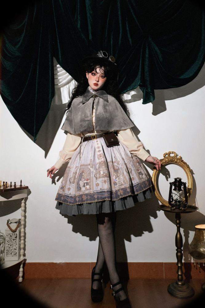 Miss Point ~ Demon Hunting Velvet Lolita Short Cape