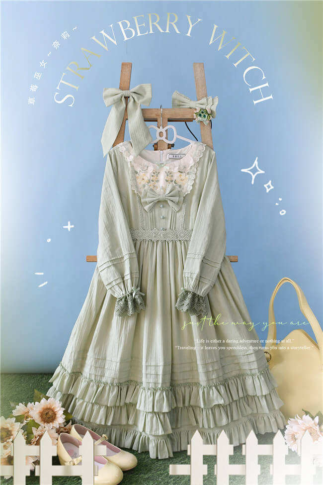 Strawberry Witch Maiden Nellie Classic Lolita Dress