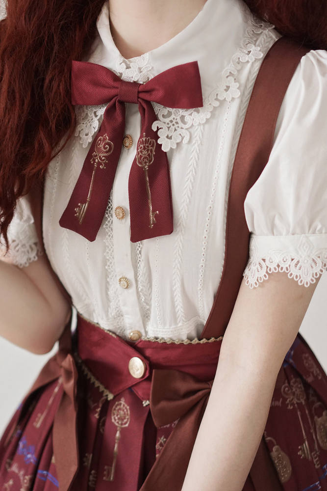 Miss Point Antique Key Classic Lolita Skirt