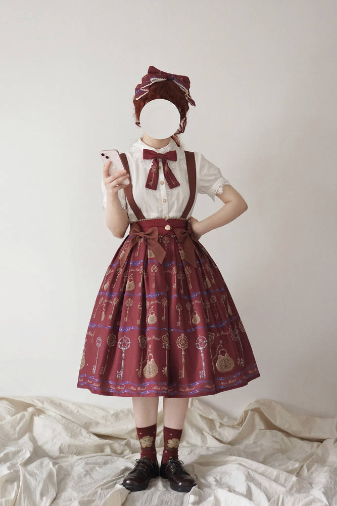 Miss Point Antique Key Classic Lolita Skirt