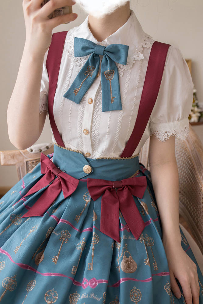 Miss Point Antique Key Classic Lolita Skirt