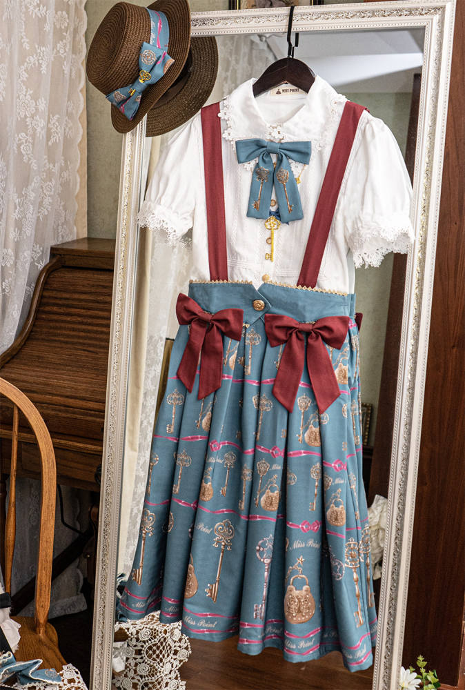 Miss Point Antique Key Classic Lolita Skirt