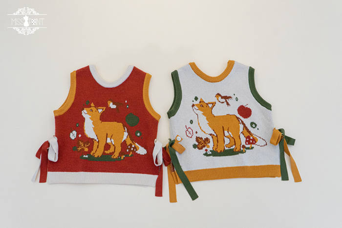 Miss Point ~Little Fox in Woods Sweater Vest