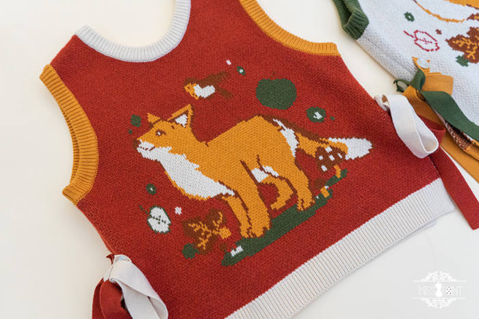 Miss Point ~Little Fox in Woods Sweater Vest
