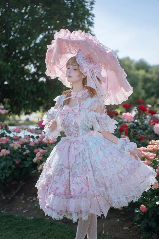 Bramble Rose ~The Roses in the Palace~ Lolita Wristcuffs Choker and Flower Ball