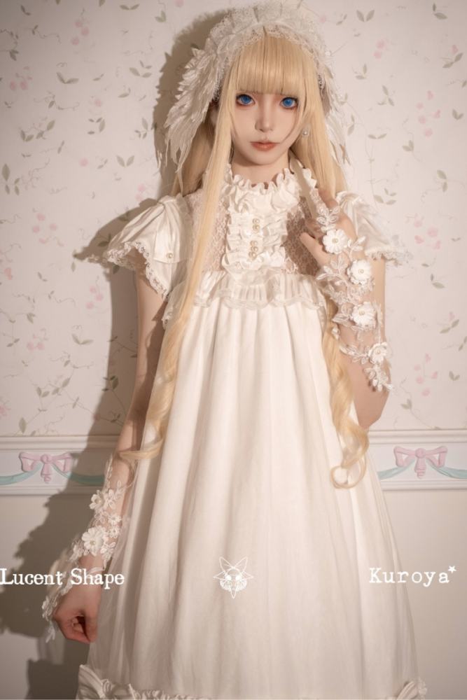 Kuroya ~Lucent Shape~ Gothic Lolita OP and JSK