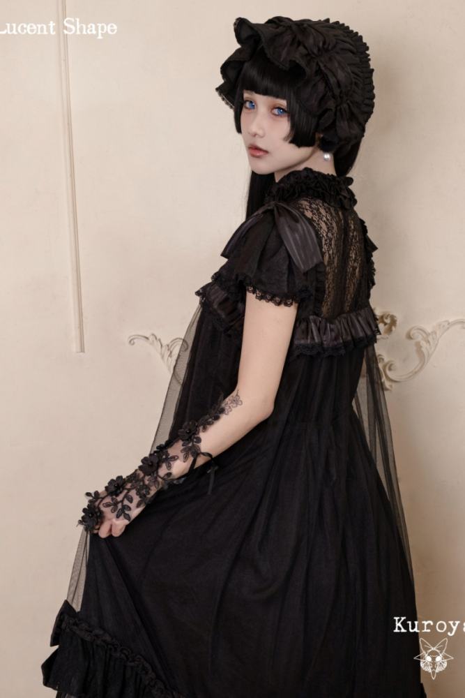 Kuroya ~Lucent Shape~ Gothic Lolita OP and JSK