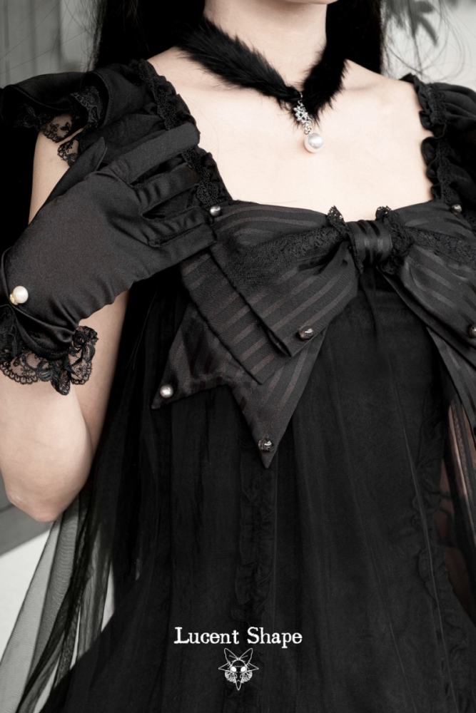 Kuroya ~Lucent Shape~ Gothic Lolita OP and JSK