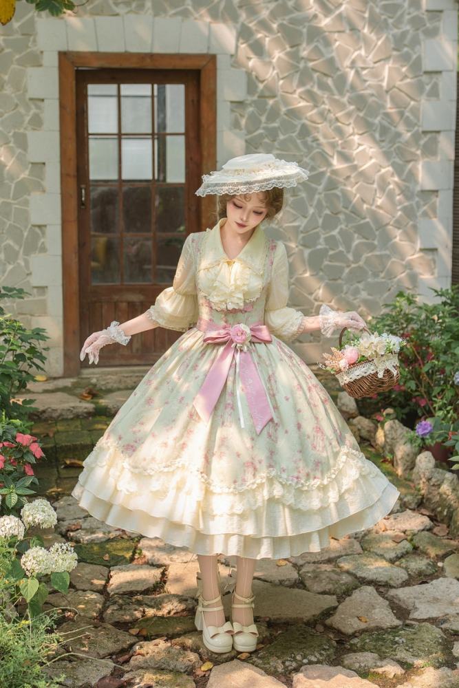 Withpuji ~When Wind Blows Over The Roses~ Floral Classic Lolita Dress and Blouse