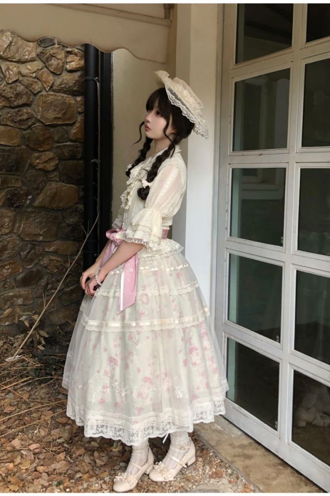 Withpuji ~When Wind Blows Over The Roses~ Floral Classic Lolita Dress and Blouse