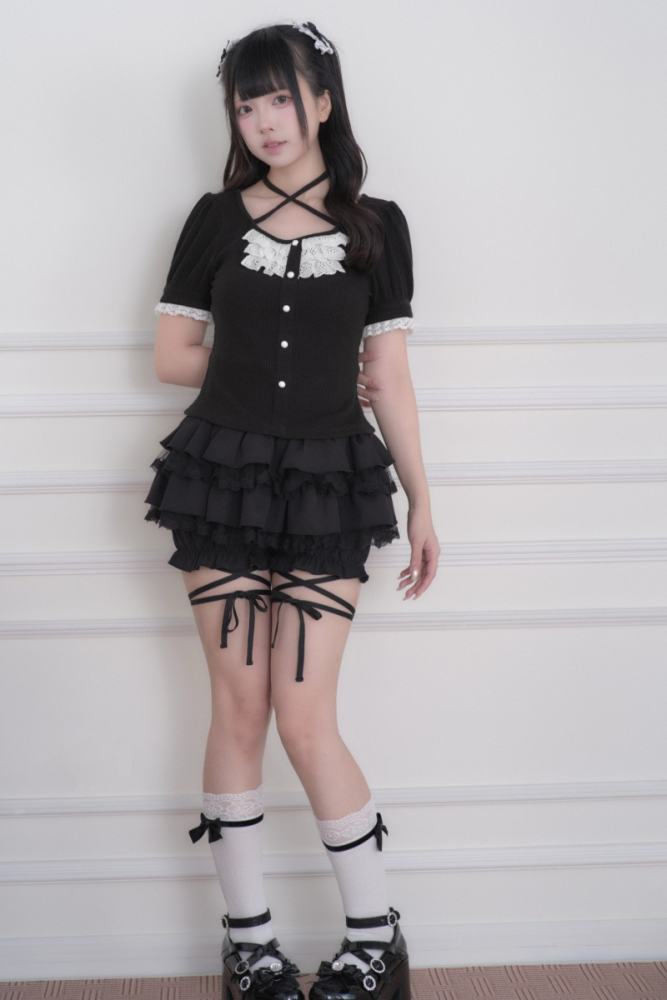 NoGenki Ruffle Bloomer Shorts and Jirai Kei Top