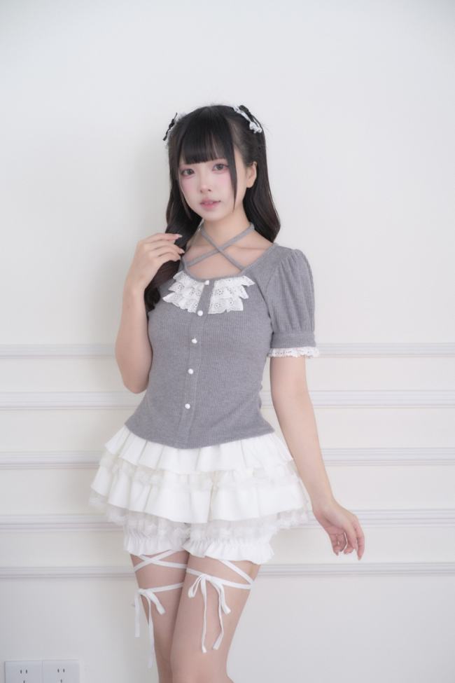 NoGenki Ruffle Bloomer Shorts and Jirai Kei Top
