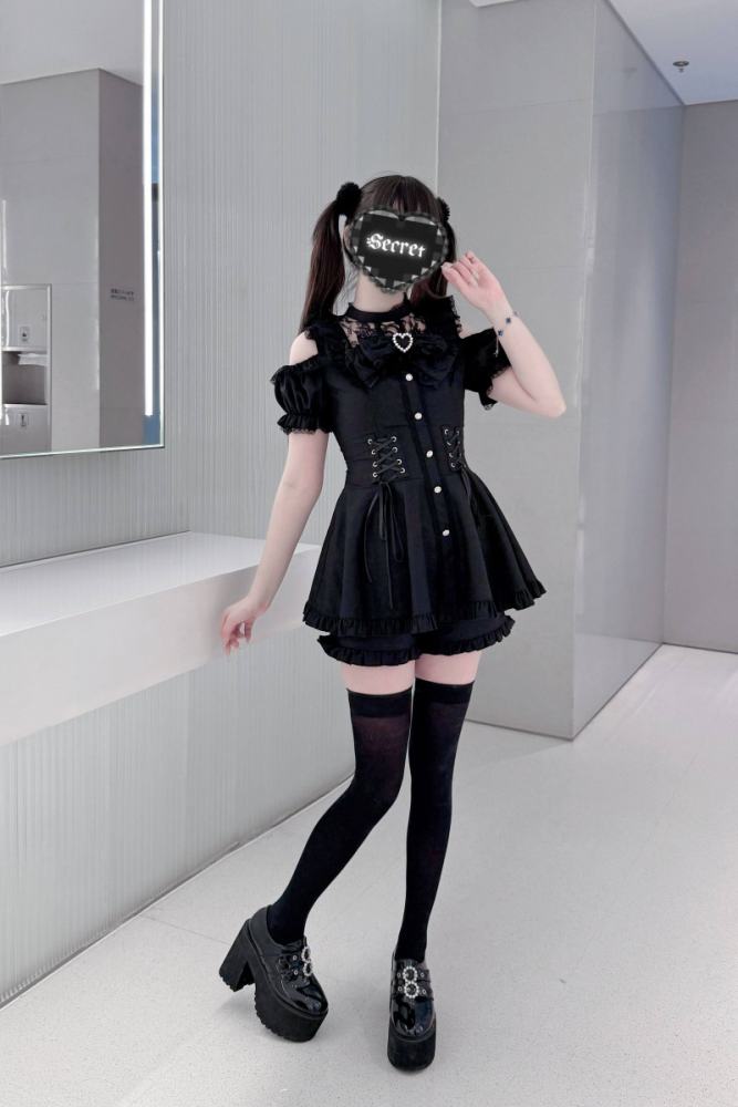 Virtual Paradise ~Candle Elegy~ Jirai Kei Kuro Stripes Set