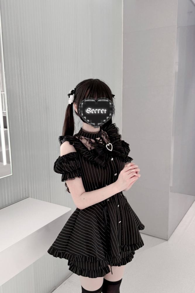 Virtual Paradise ~Candle Elegy~ Jirai Kei Kuro Stripes Set