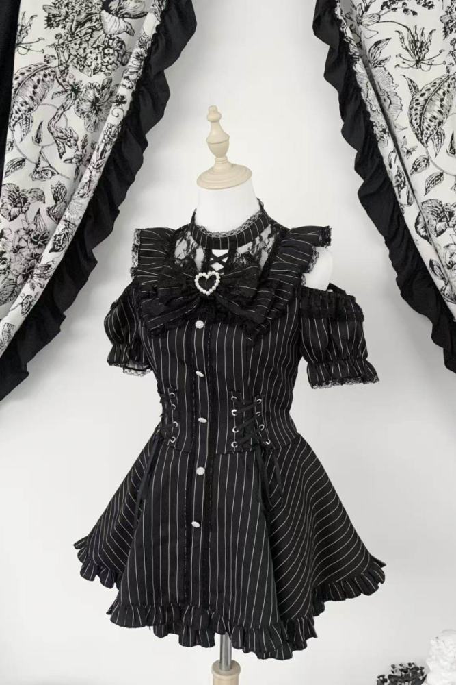 Virtual Paradise ~Candle Elegy~ Jirai Kei Kuro Stripes Set