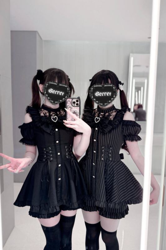Virtual Paradise ~Candle Elegy~ Jirai Kei Kuro Stripes Set