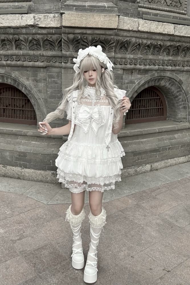 Rabbit Killer Gothic Flower Bud Bloomers and Jirai Kei Dress