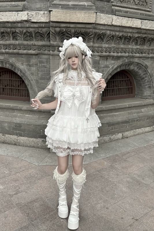 Rabbit Killer Gothic Flower Bud Bloomers and Jirai Kei Dress