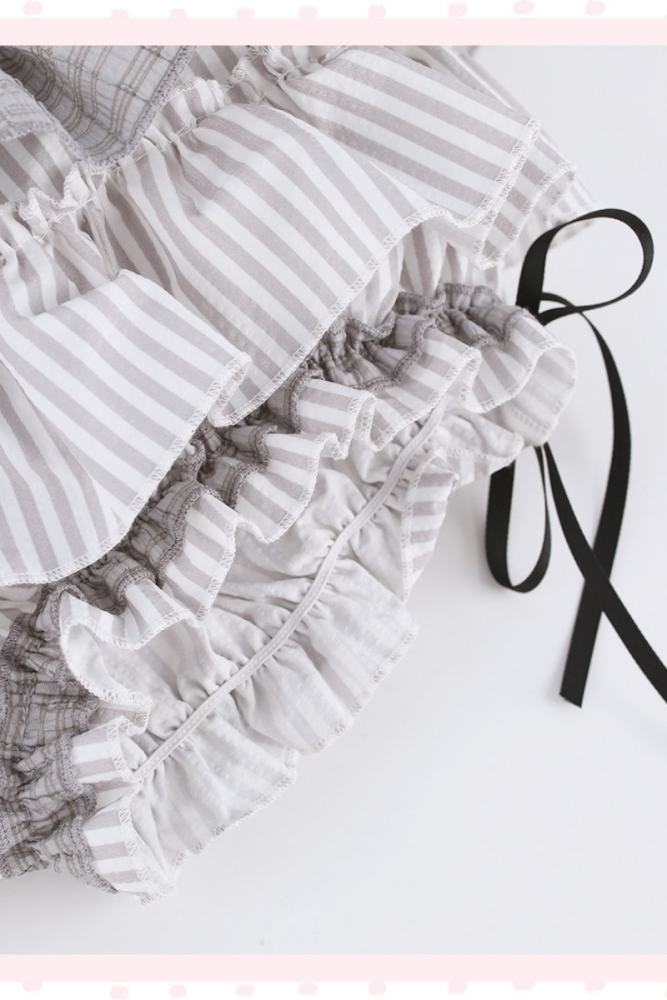Serendipity ~Grey Kitty~ Retro Girly Stripes Blouse and Skirt