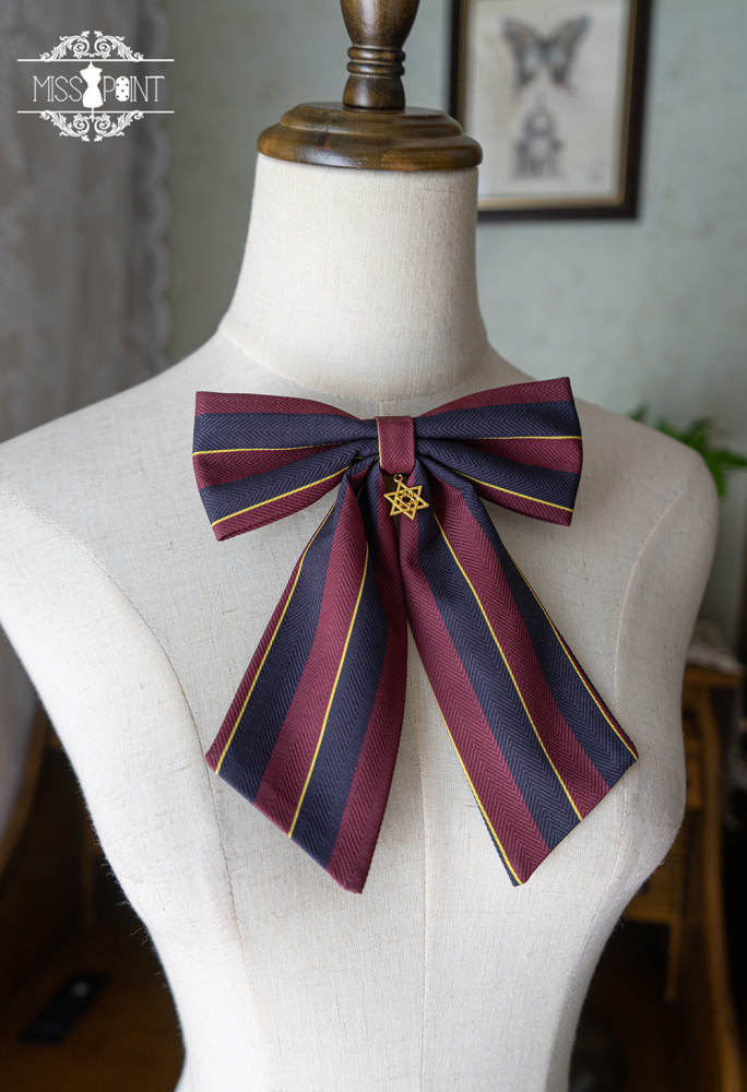 Miss Point ~The Pointe Estate Vintage Lolita Accessories