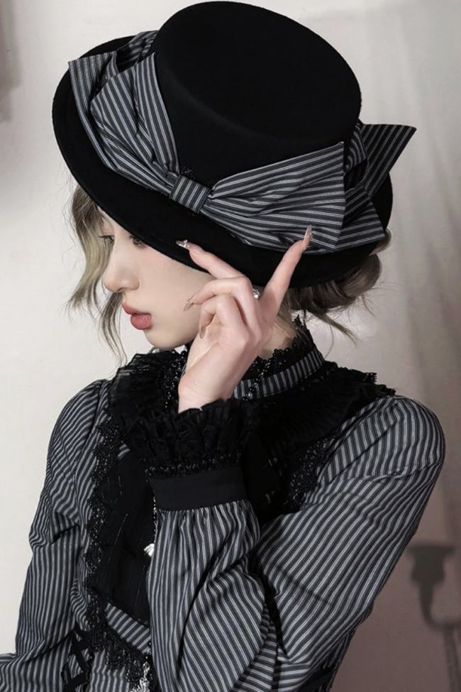 Miss Point ~The Pointe Estate Vintage Lolita Accessories