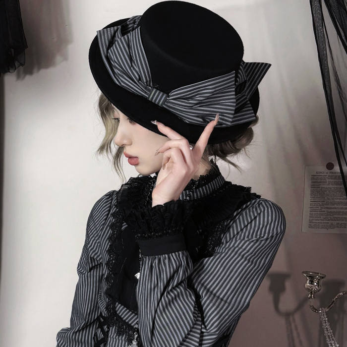 Miss Point ~The Pointe Estate Vintage Lolita Accessories
