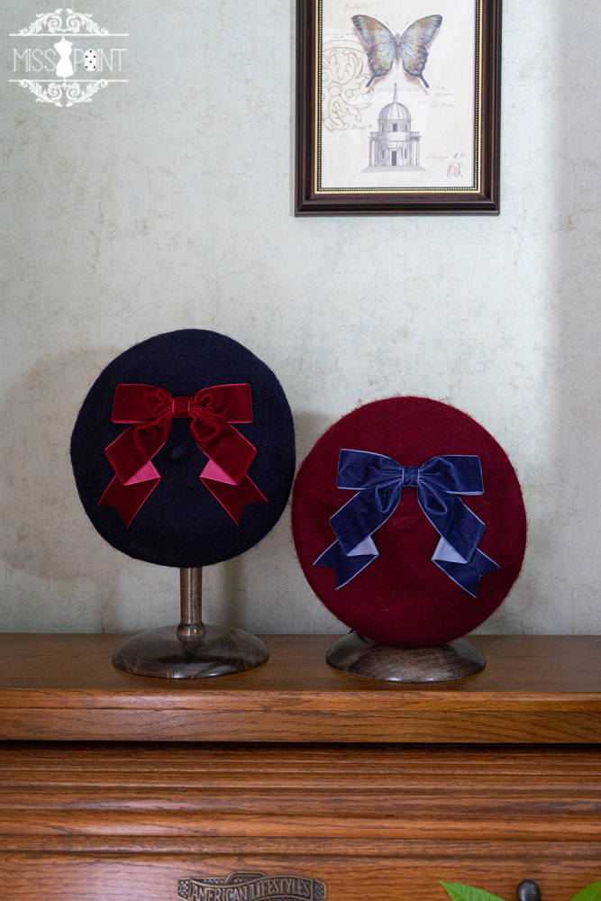 Miss Point ~The Pointe Estate Vintage Lolita Accessories
