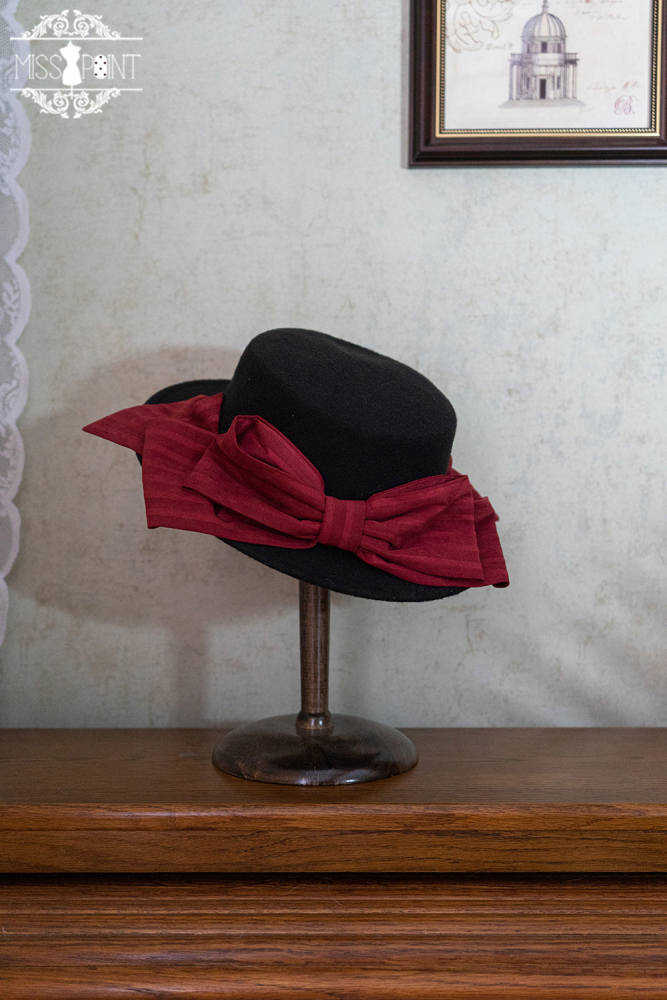 Miss Point ~The Pointe Estate Vintage Lolita Accessories