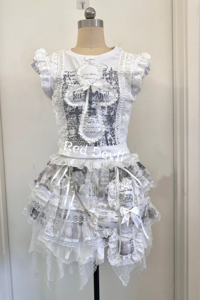 Red Devil ~Dream Angel~ Harajuku Subculture White Top and Skirt