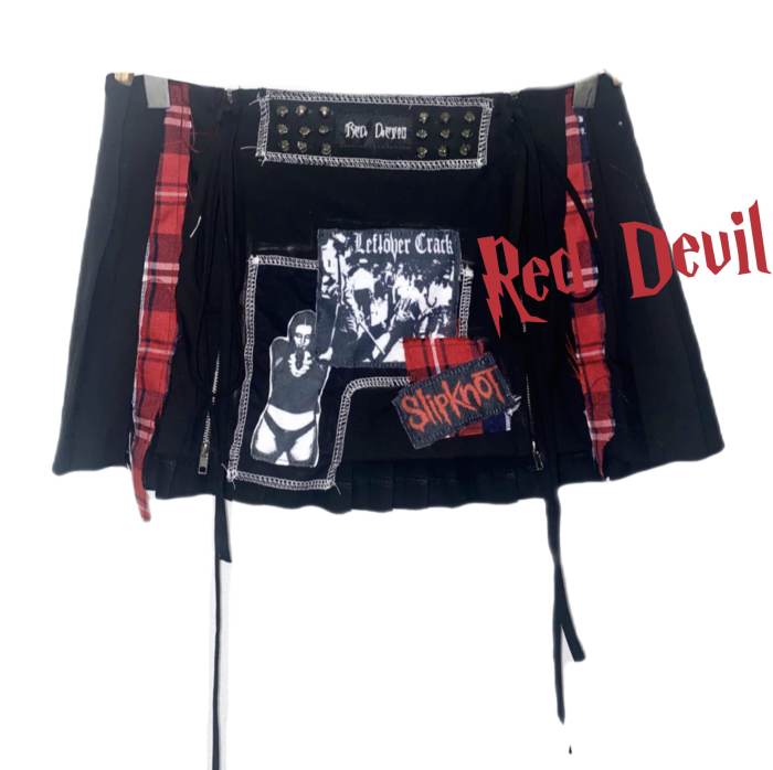 Red Devil Subculture Punk Patches Black Skirt