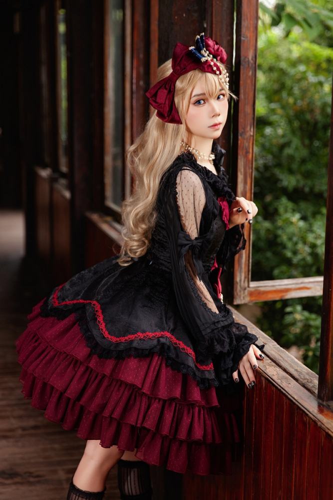 Infanta Jewelry Box Lolita Flower Ball and Headdress