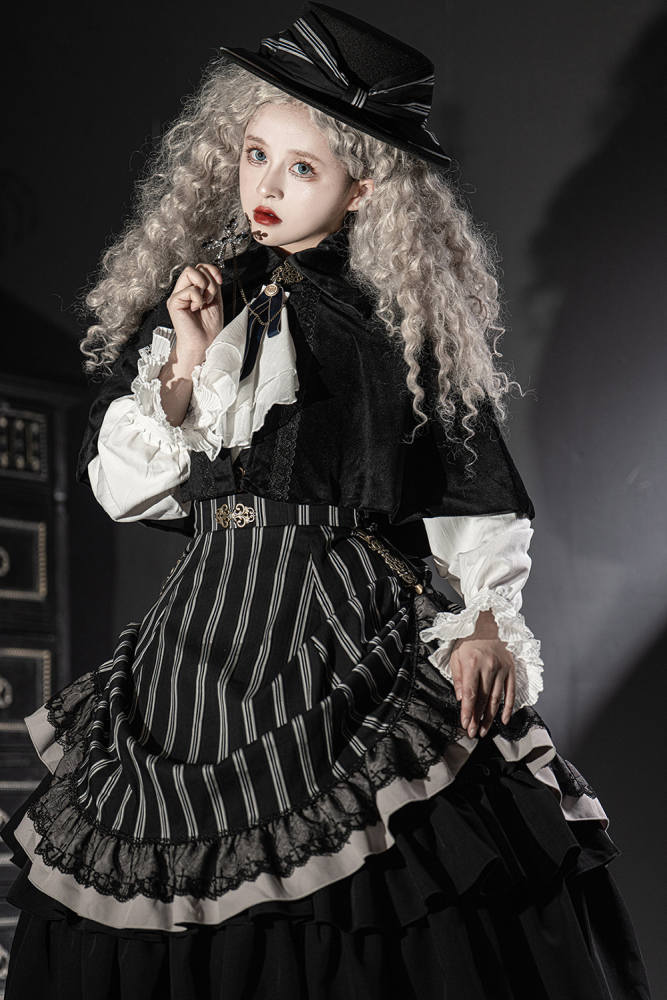 Miss Point ~The Pointe Estate Stripe Lolita OP