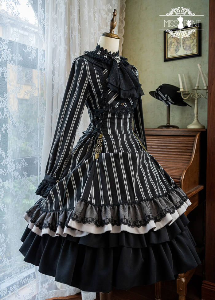 Miss Point ~The Pointe Estate Stripe Lolita OP