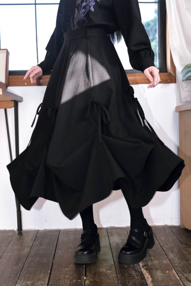 Dark Iris Jirai Kei Irregular Blouse and Bud Skirt