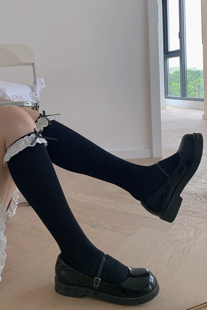 Roji Victoria Lace Trim Lolita Socks
