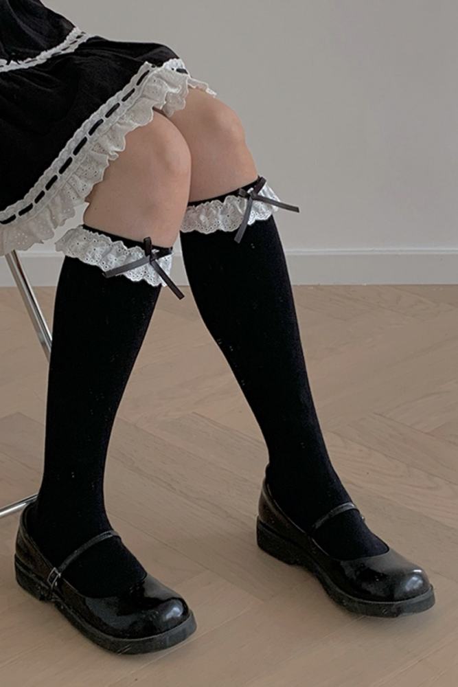 Roji Victoria Lace Trim Lolita Socks