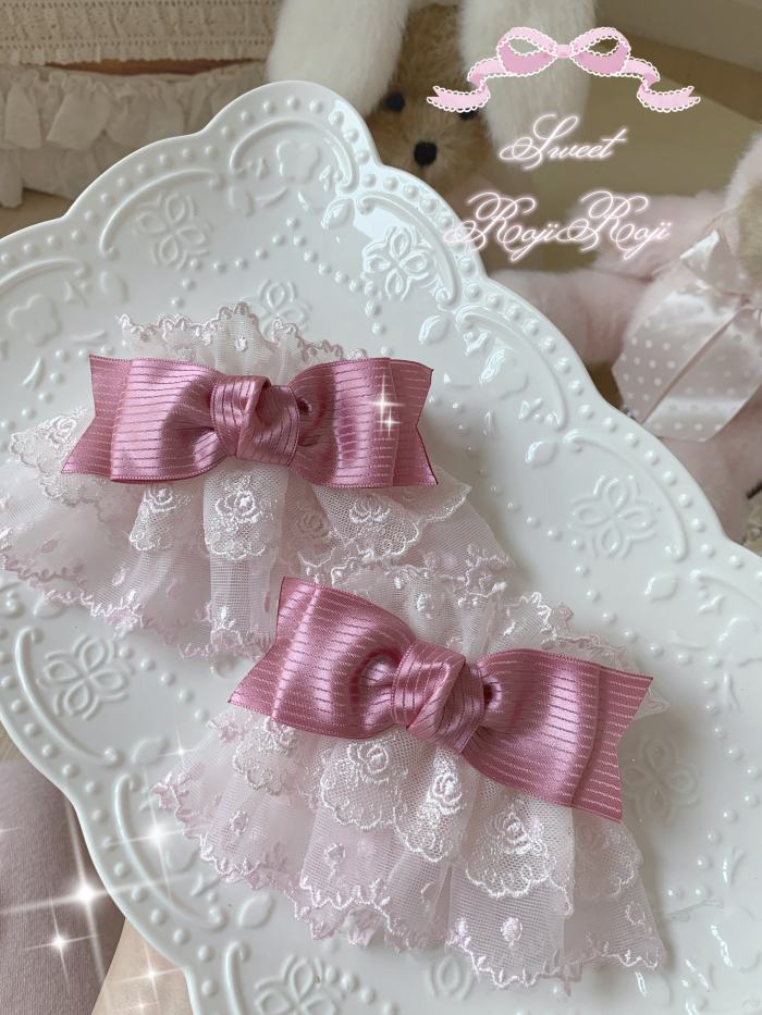 Roji Strawberry Angel Lace Bow Lolita Wristcuffs