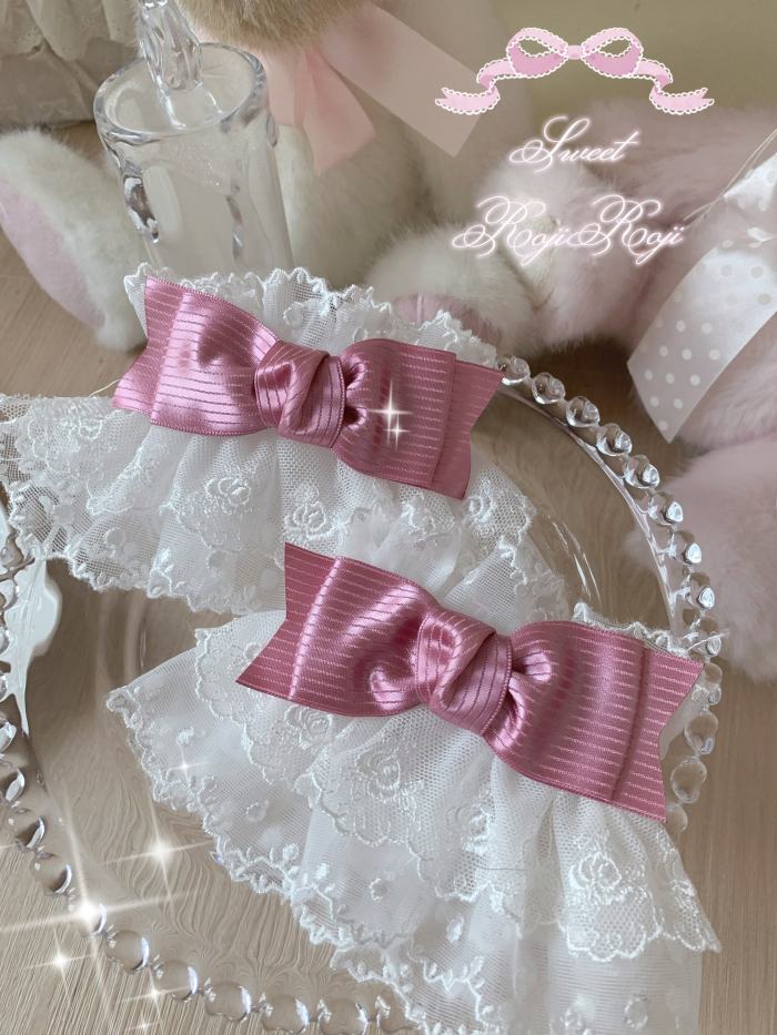 Roji Strawberry Angel Lace Bow Lolita Wristcuffs