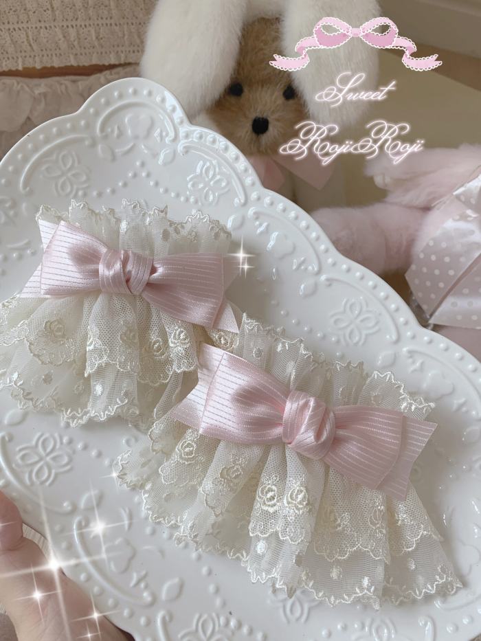 Roji Strawberry Angel Lace Bow Lolita Wristcuffs