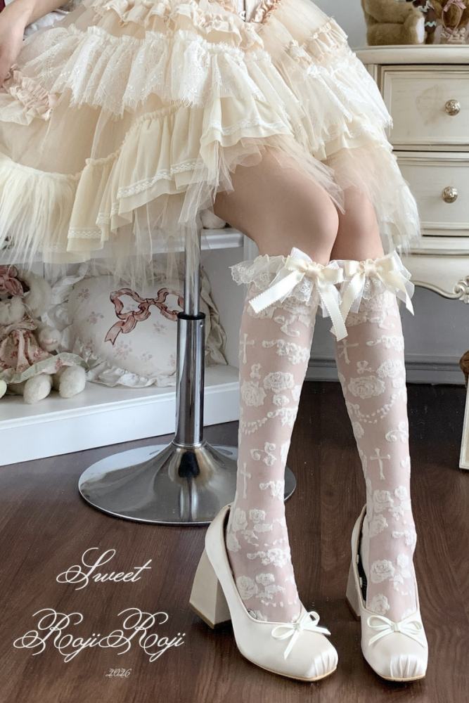 Roji Wrapping Roses Summer Lolita Short Socks