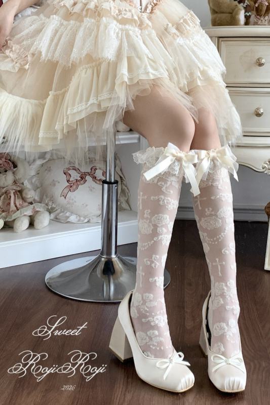 Roji Wrapping Roses Summer Lolita Short Socks